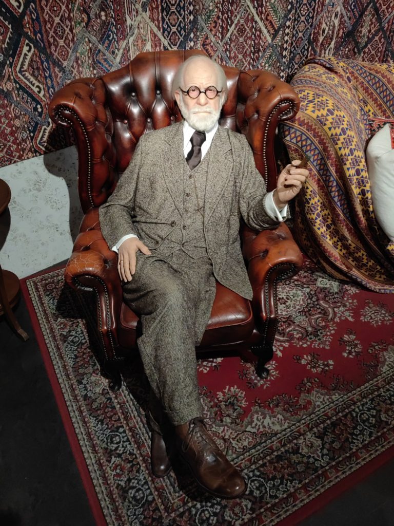 sigmund freud voštana figura