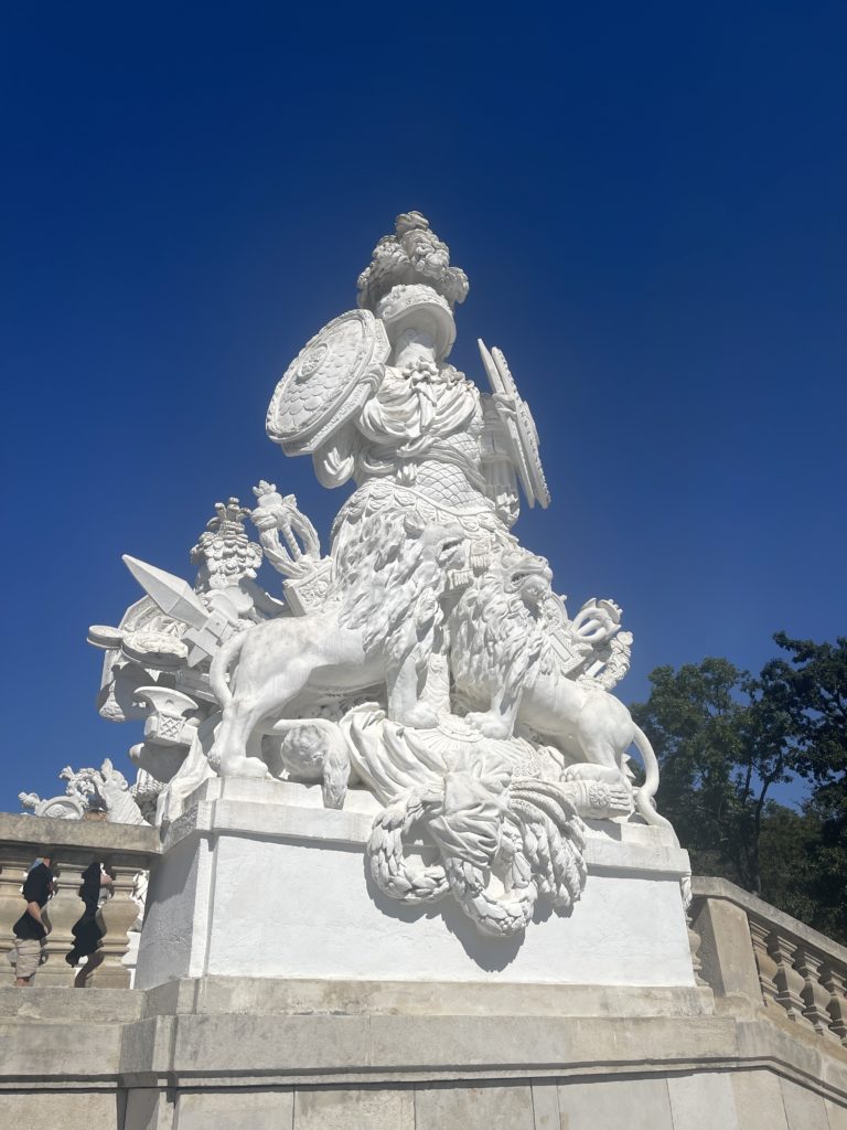 Schönbrunn Gloriette u Beču