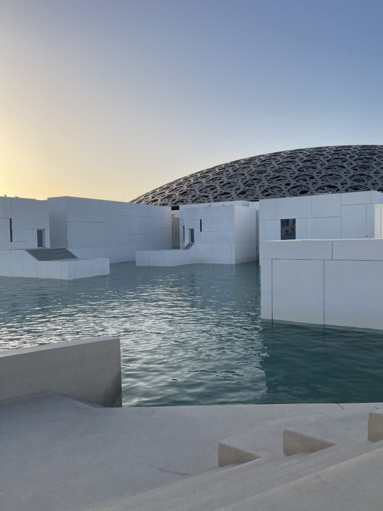 zalazak louvre abu dhabi