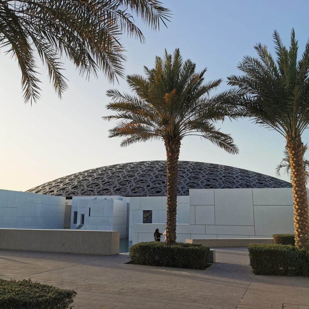 louvre abu dhabi palme